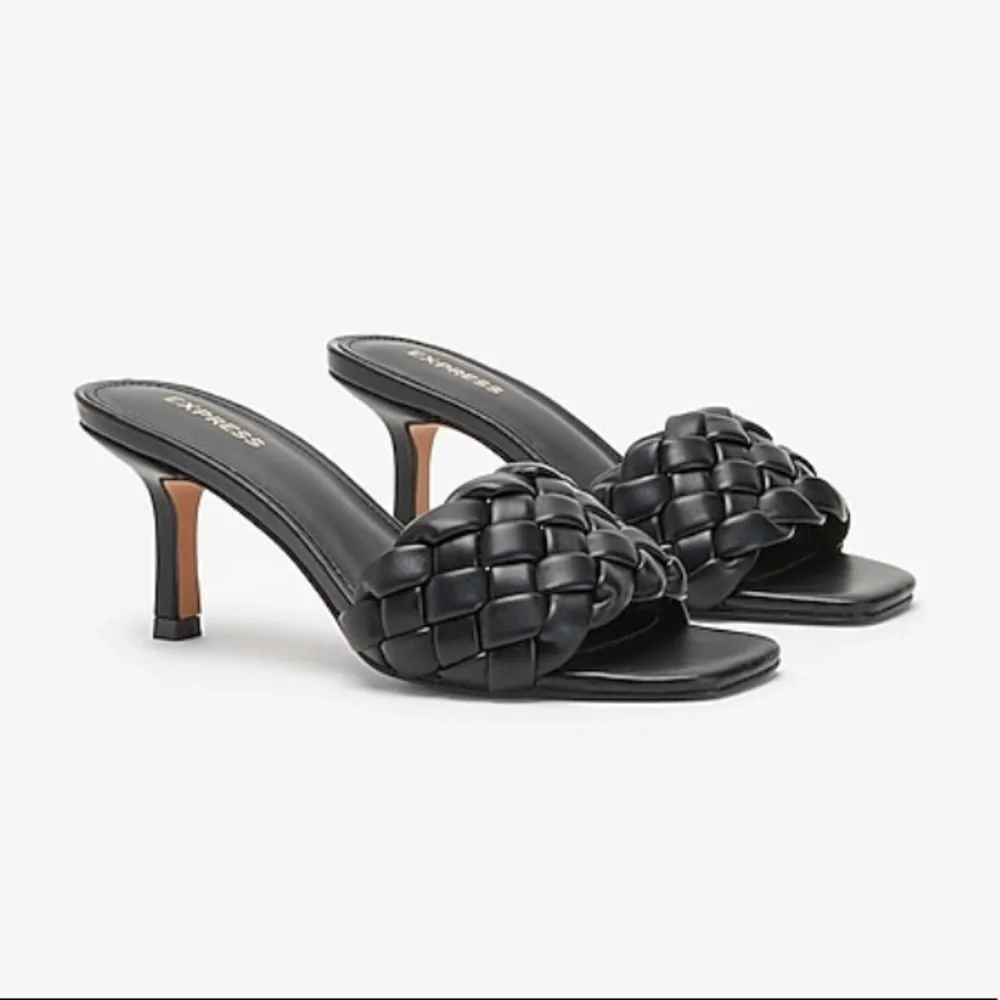 Express Black Quilted Slide Heeled Sandal Size 9